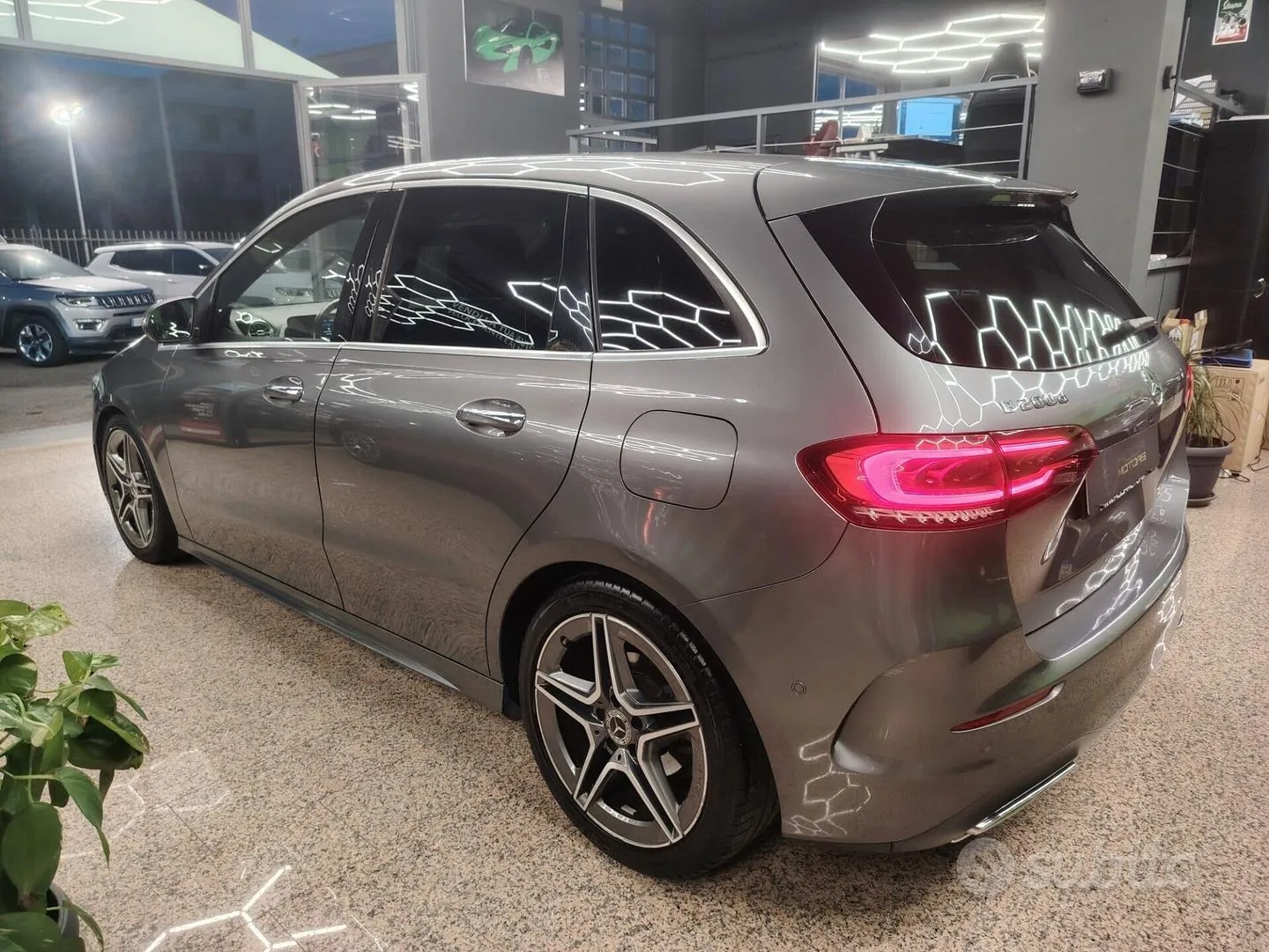 Mercedes-Benz B 200 D 2019 photo 4