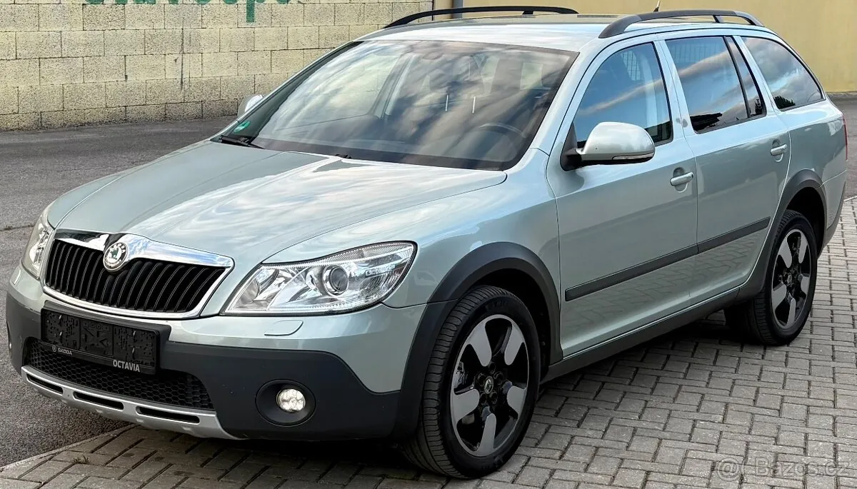 Skoda Octavia 2010 photo 4