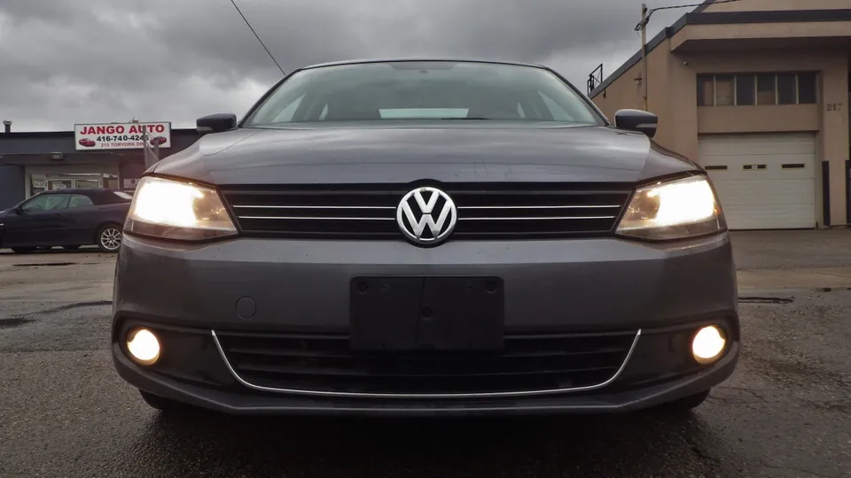 Volkswagen Jetta 2011 photo 3