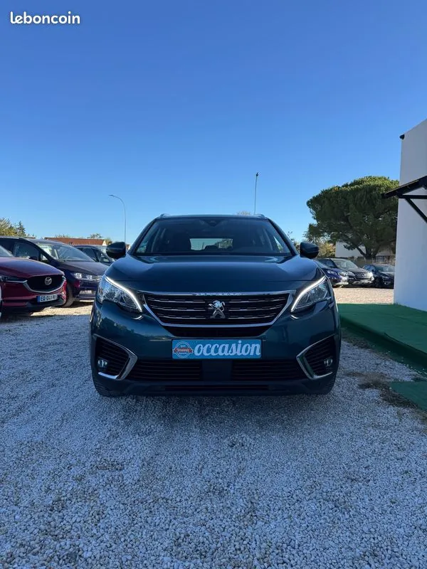 Peugeot 5008 2020 photo 2