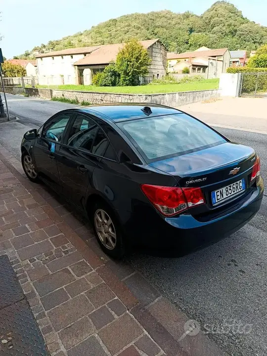 Chevrolet Cruze 2012 photo 2