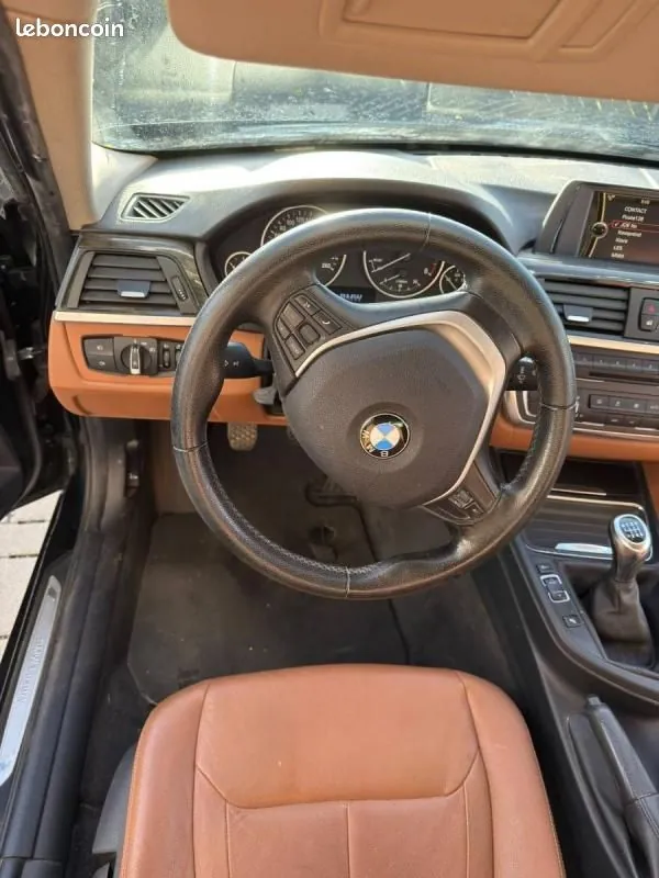 BMW Série 3 2012 photo 3