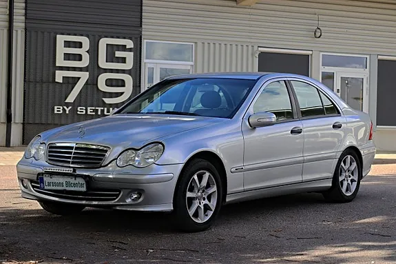 Mercedes-Benz Cla180 D 2005 photo 2