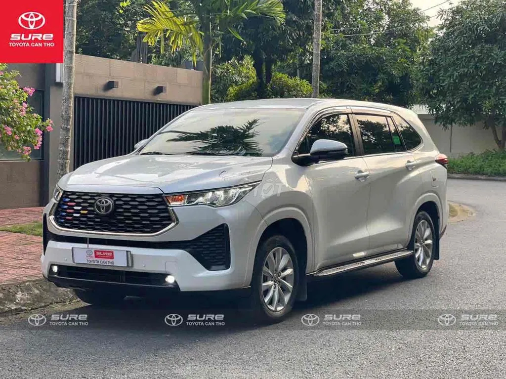 Toyota Innova Cross 2025 photo 2