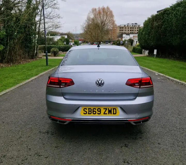 Volkswagen Passat 2020 photo 5