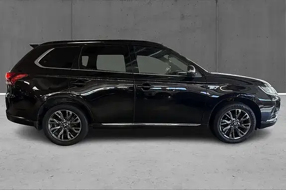 Mitsubishi Outlander 2018 photo 4