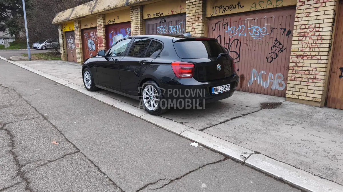 BMW 118 2012 photo 4