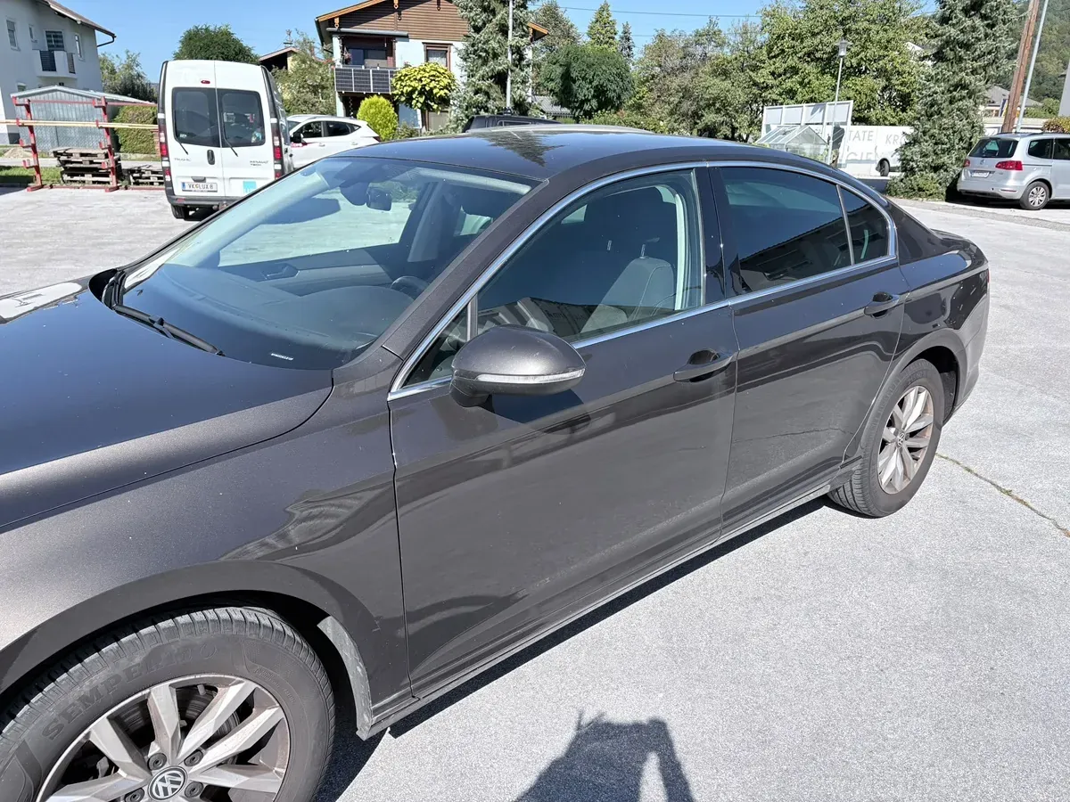 Volkswagen Passat 2018 photo 2