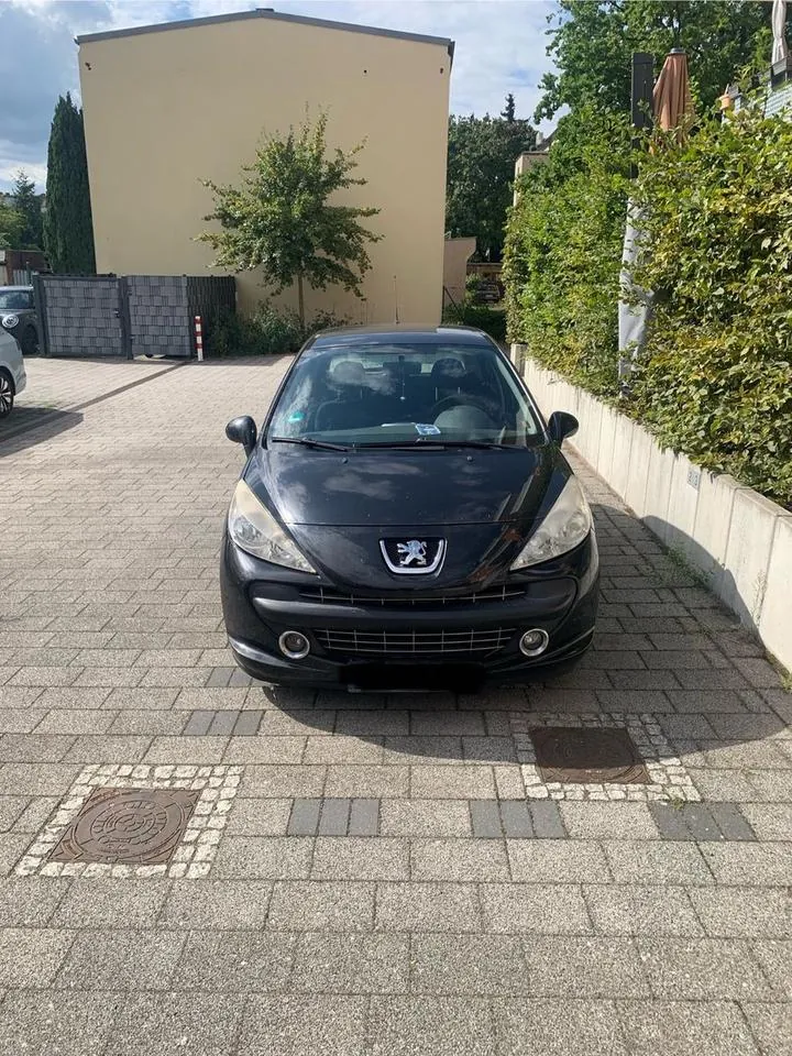 Peugeot 207