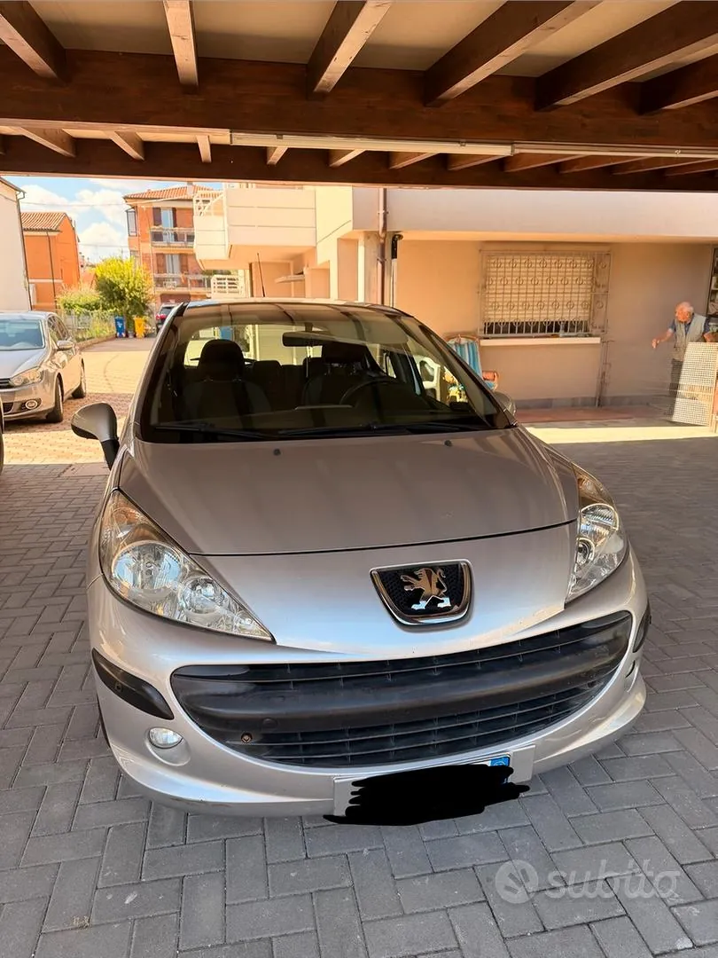 Peugeot 207 2009 photo 5