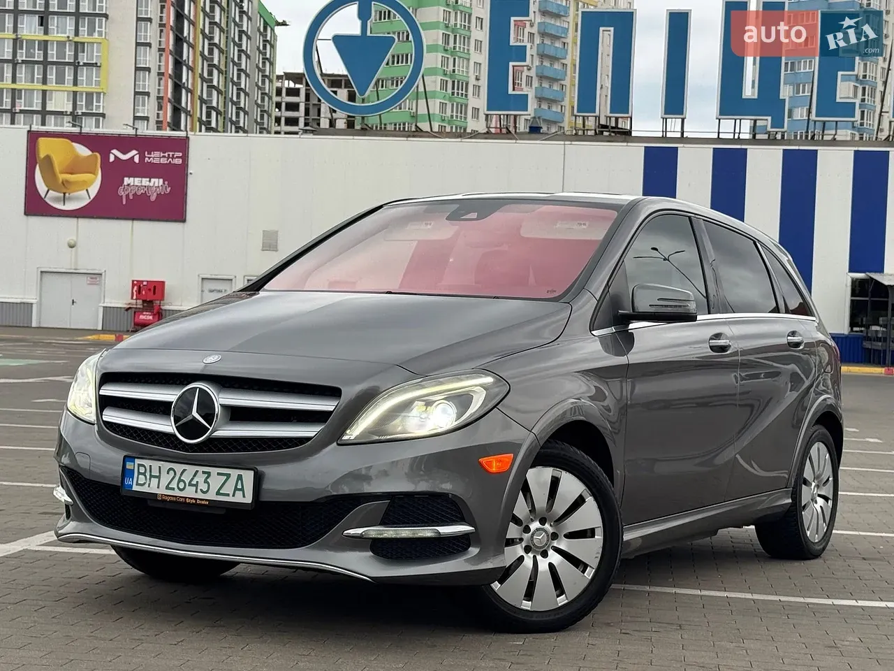 Mercedes-Benz B-Class 2015 photo 3