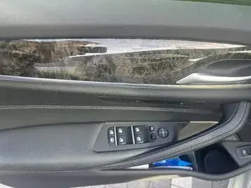 BMW 530E