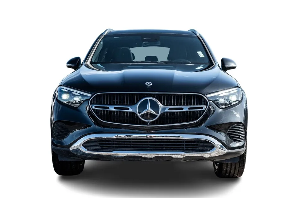 Mercedes-Benz Glc 300 2026 photo 2