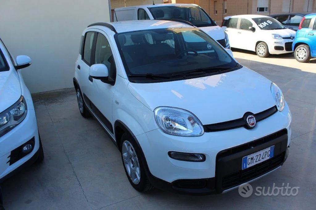 Fiat Panda 2023 photo 2