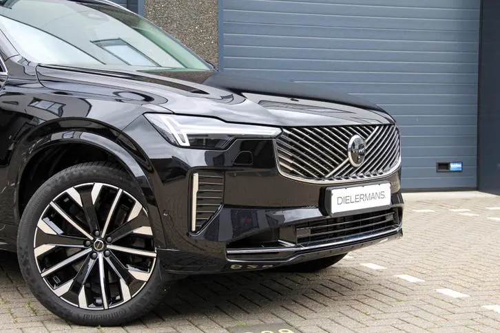 Volvo Xc90 2025 photo 2