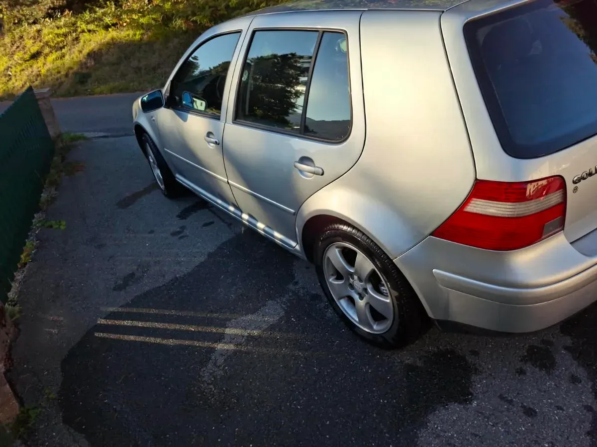 Volkswagen Golf 2003 photo 3