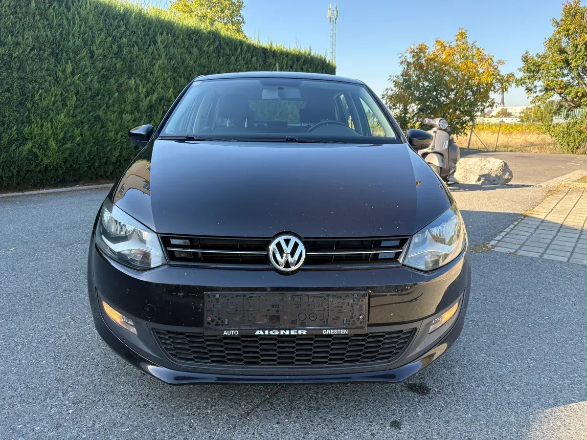 Volkswagen Polo 2010 photo 2