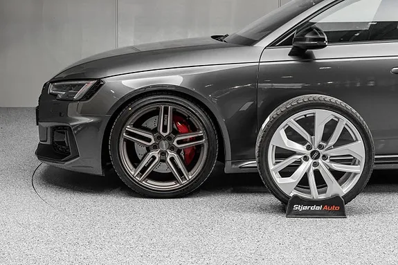 Audi Rs4 2018 photo 5