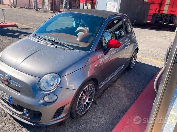 Abarth 500C 2011 photo 4