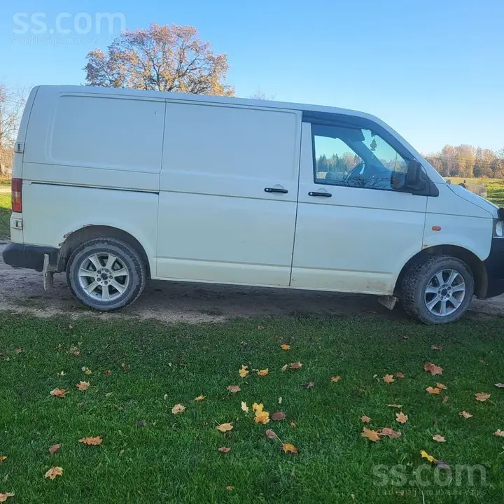 Volkswagen T5 2008 photo 2