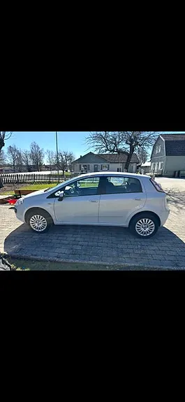 Fiat Punto Evo 2011 photo 3