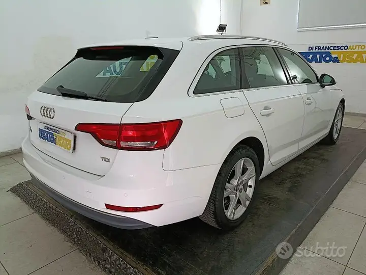 Audi A4 Avant 2018 photo 4