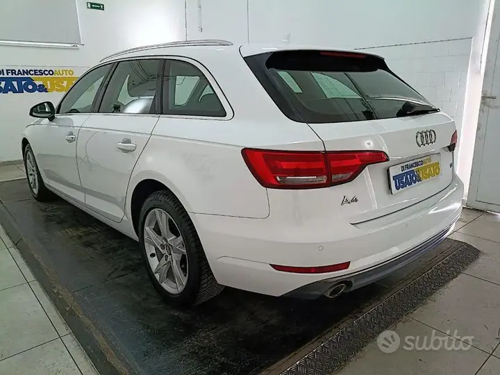 Audi A4 Avant 2018 photo 2