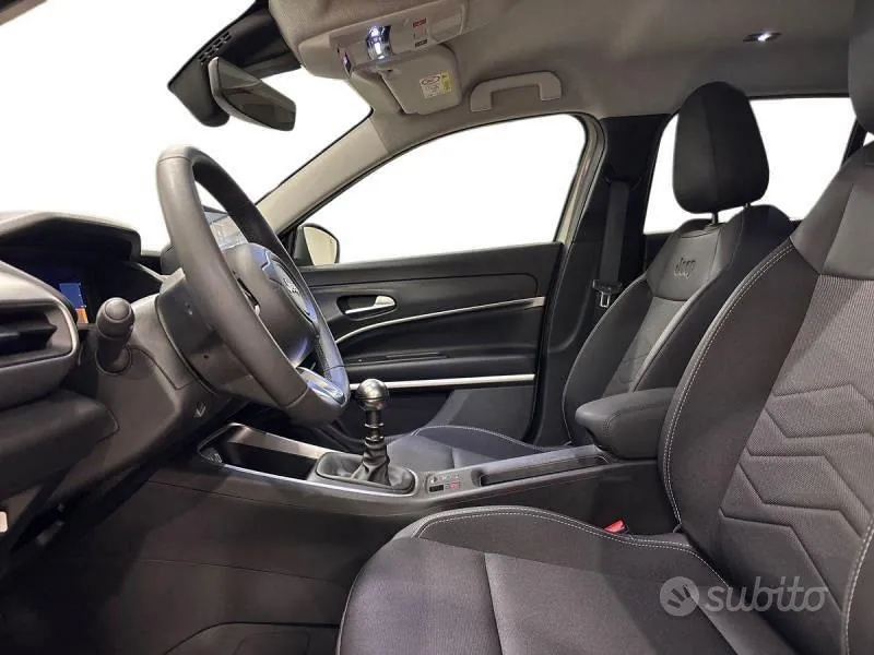 Jeep Avenger 2025 photo 2