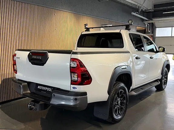 Toyota Hilux 2025 photo 3