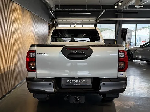 Toyota Hilux 2025 photo 5