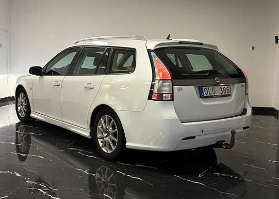 Saab 9-3 2010 photo 4