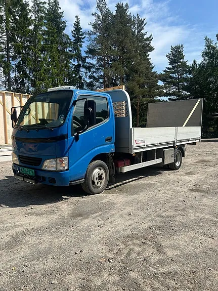 Toyota Dyna 100