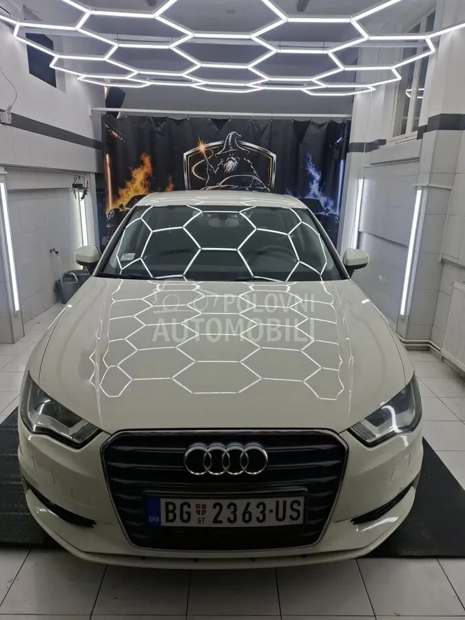 Audi A3 2015 photo 2
