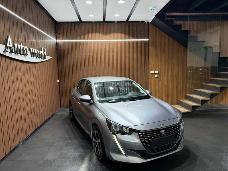Peugeot 208 2020 photo 2