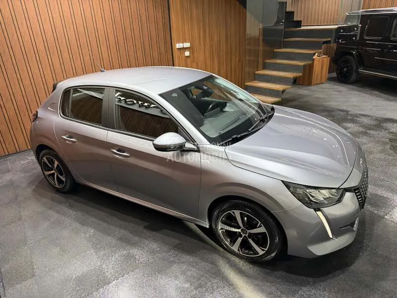 Peugeot 208 2020 photo 5