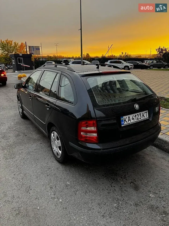 Skoda Fabia 2004 photo 5
