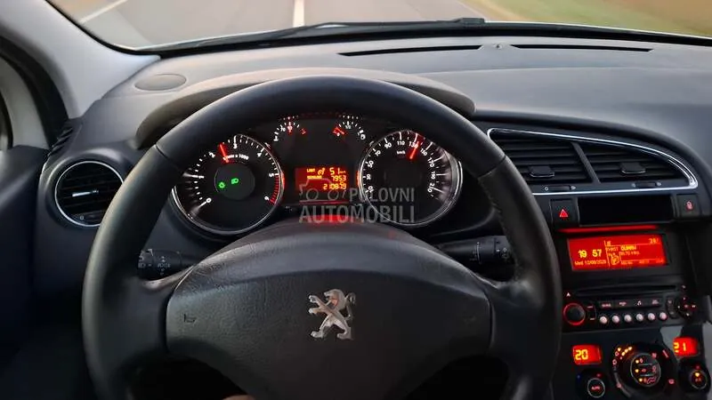 Peugeot 3008 2014 photo 2