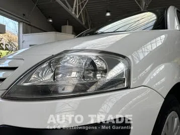 Citroen C3 2009 photo 3
