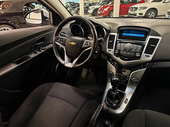 Chevrolet Cruze 2012 photo 3