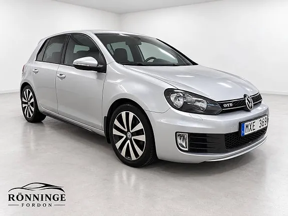 Volkswagen Golf 2013 photo 2
