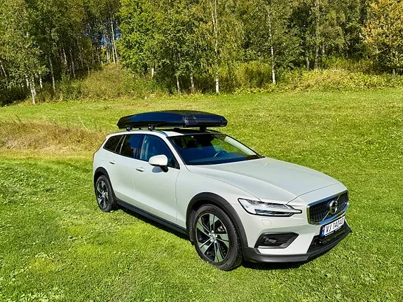Volvo V60 Cross Country 2019 photo 3