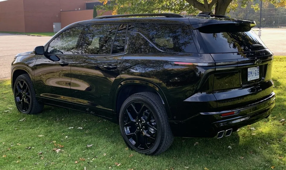 Chevrolet Traverse 2025 photo 2