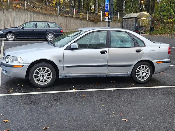 Volvo S40 2004 photo 2