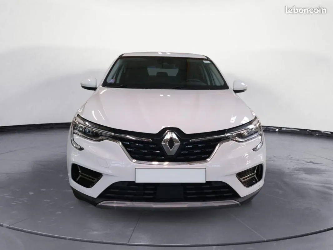 Renault Arkana 2023 photo 2