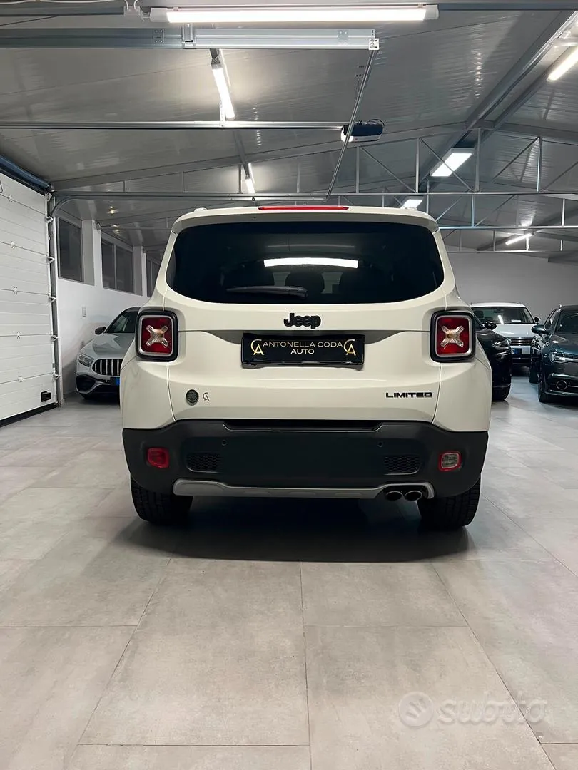 Jeep Renegade 2014 photo 4