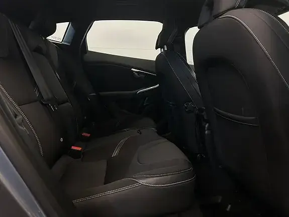 Volvo V40 2018 photo 5
