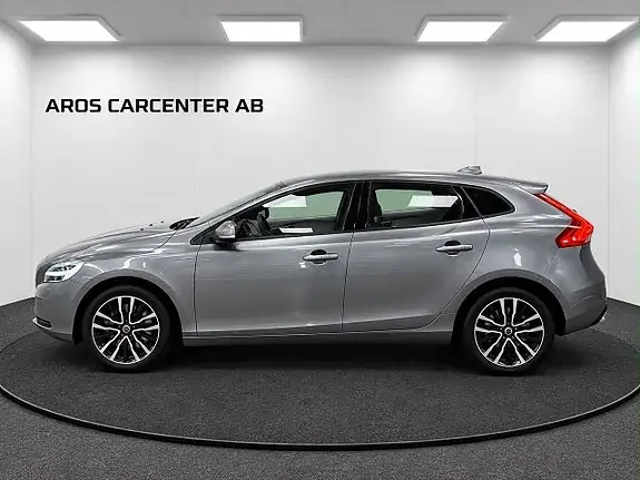 Volvo V40 2018 photo 2