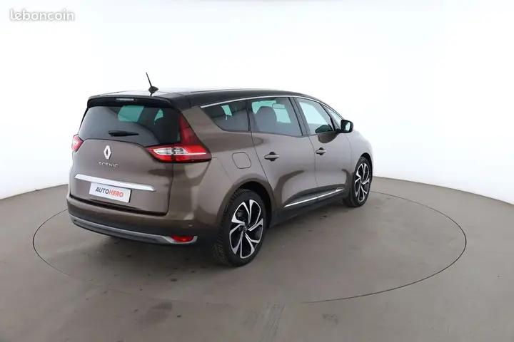 Renault Grand Scenic 2018 photo 3