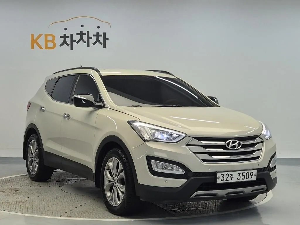 Hyundai Santa Fe 2013 photo 4