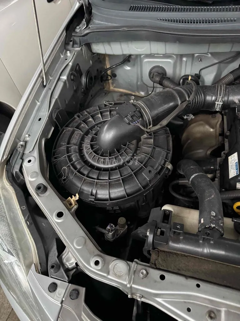 Toyota Innova 2014 photo 4